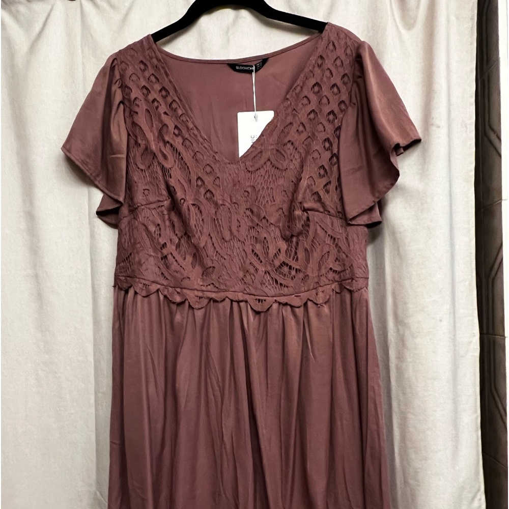 Bloom Chic Women’s Lace Top Dress